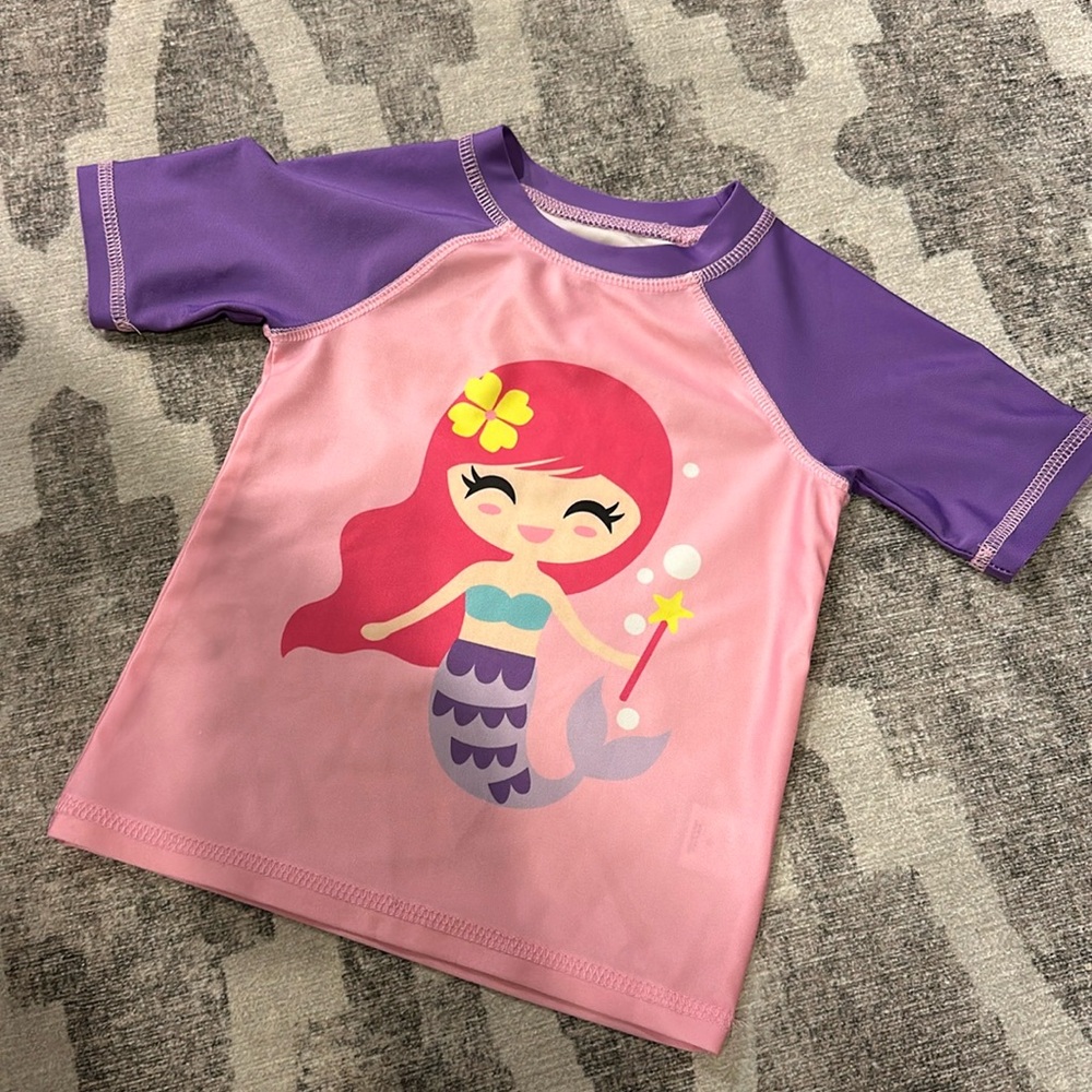 2T dream wave rash gaurd